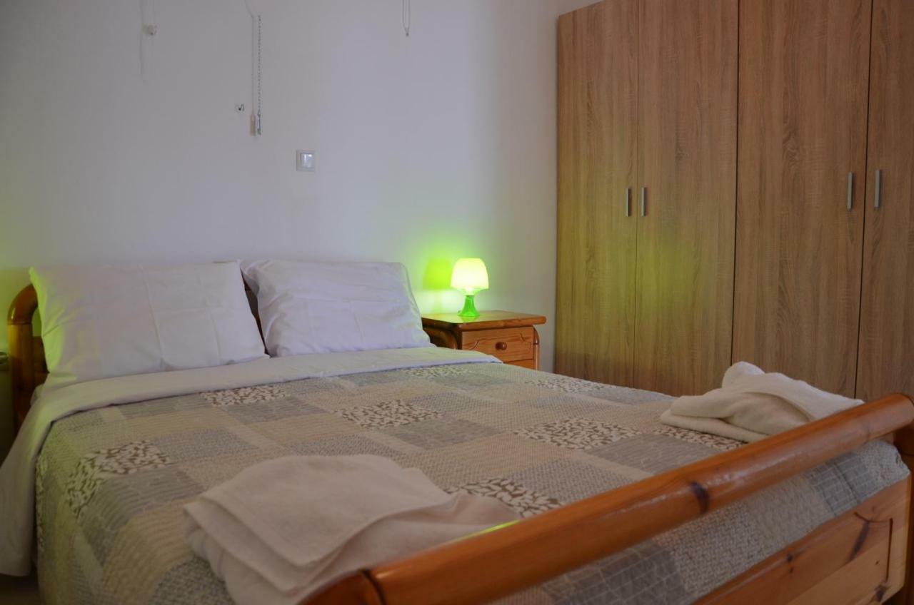 Helona Houses Kamária Kültér fotó