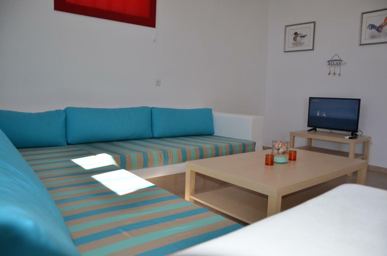 Helona Houses Kamária Kültér fotó
